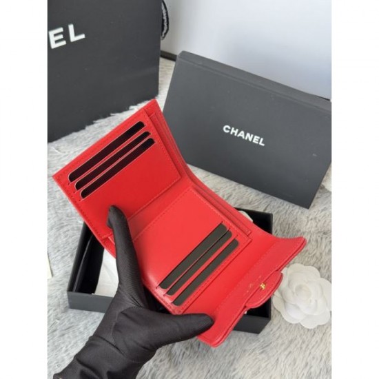 2025FW Trifold Wallet CHANEL Stylish item that leads others