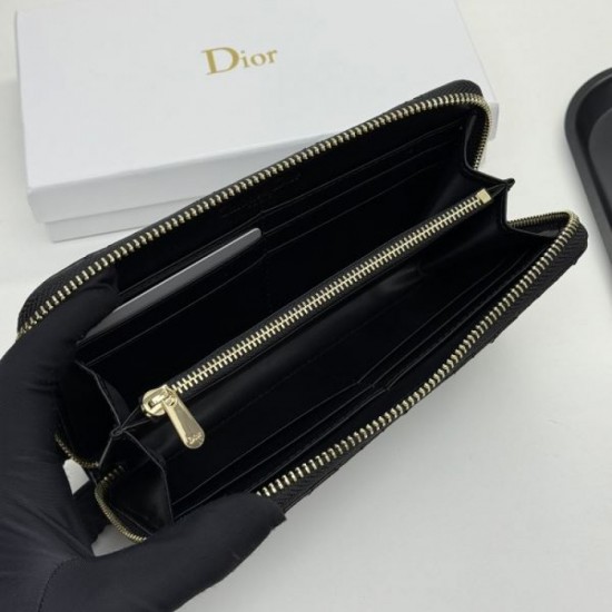 2025FW Long Wallet DIOR Dior Classic yet fresh charm