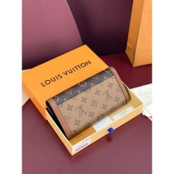 2025SS Arrived in Japan soon LOUIS VUITTON Louis Vuitton Long Wallet