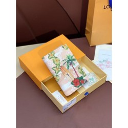 2025SS Fashionable presence LOUIS VUITTON Louis Vuitton card case