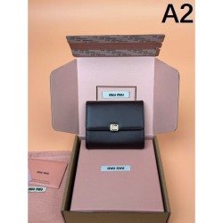 2025SS New Spring/Summer look added MIU MIU Miu Miu Tri-fold Wallet