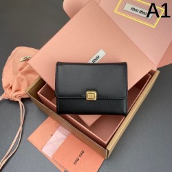 2025SS Simple MIU MIU Tri-fold wallet with excellent versatility