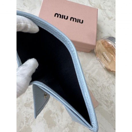 2025FW Bifold Wallet MIU MIU Miu Miu Latest Winter New Items that are Hot Topic
