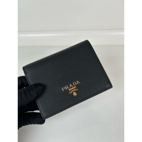 2025SS PRADA Bifold Wallet that makes it easy to wear 2025SS PRADA Bifold Wallet that makes it easy to wear
