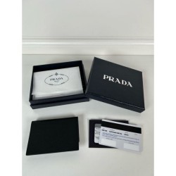 2025SS PRADA card case with a presence every season