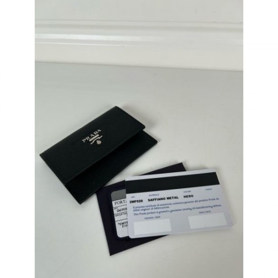 2025SS PRADA card case with a presence every season 2025SS PRADA card case with a presence every season