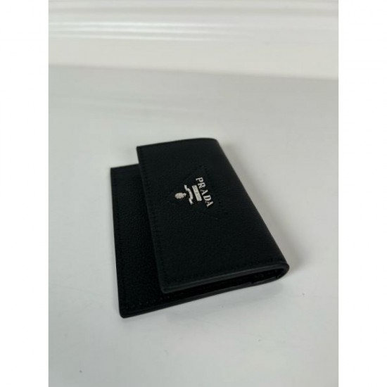 2025SS PRADA card case with a presence every season 2025SS PRADA card case with a presence every season