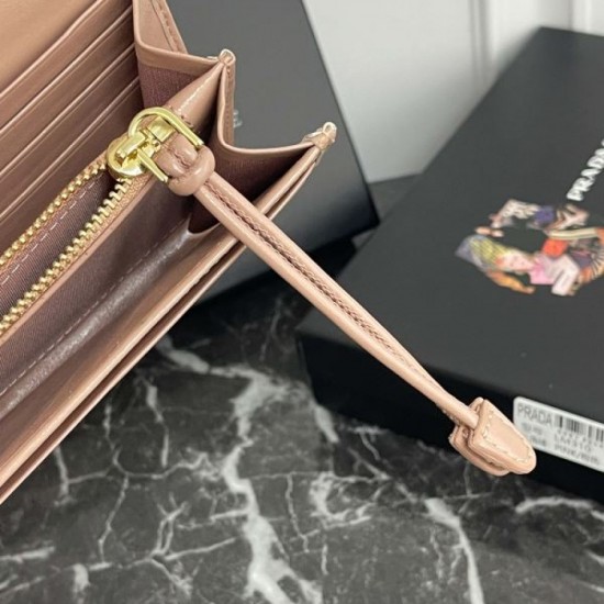 2025FW Long Wallet PRADA Prada This winter stock clearance, special sale underway