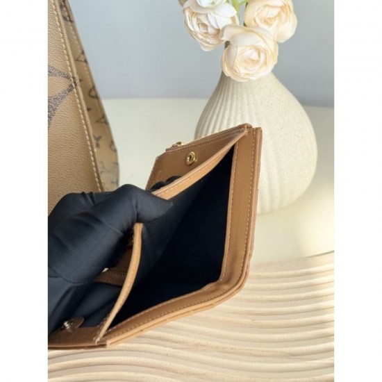 2025FW Bifold Wallet YSL Yves Saint Laurent Limited sale available at an attractive price