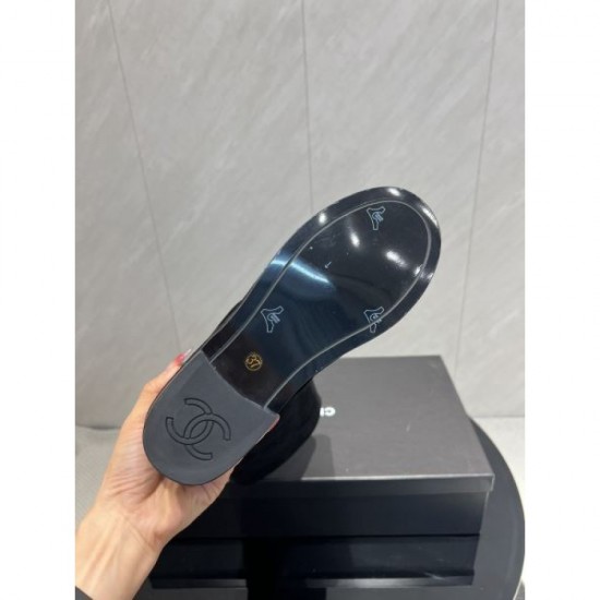 2025FW Women's Boots CHANEL CHANEL New winter trends you can't miss