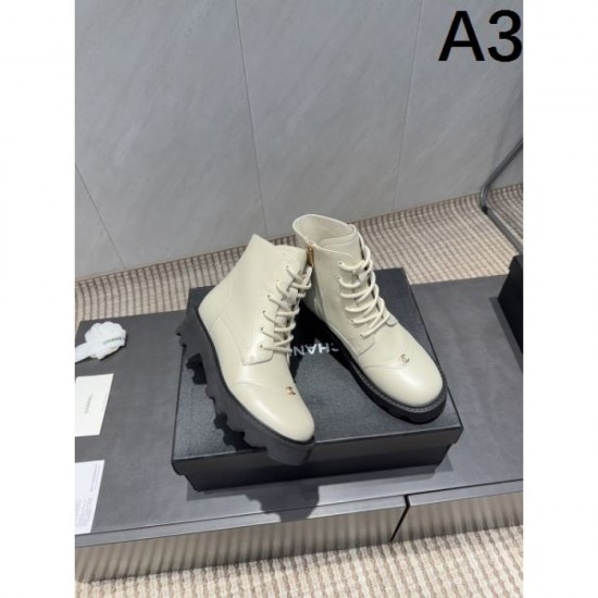 2025FW Seasonal style with a retro feel CHANEL CHANEL boots