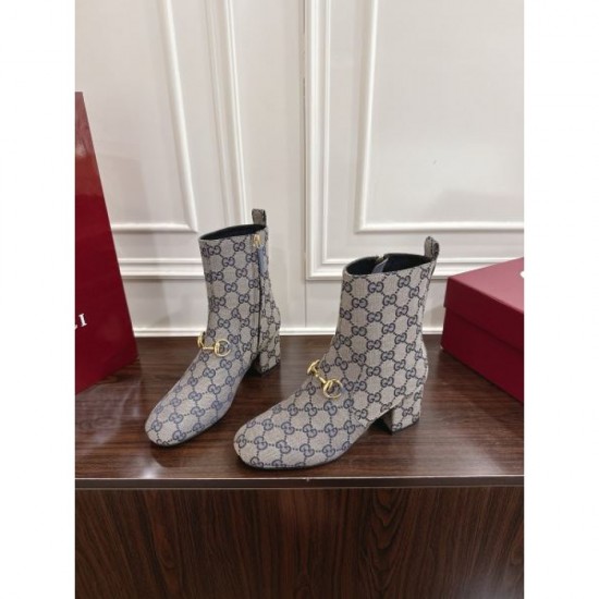 2025FW Women's Boots GUCCI Stylish items popular among adult women