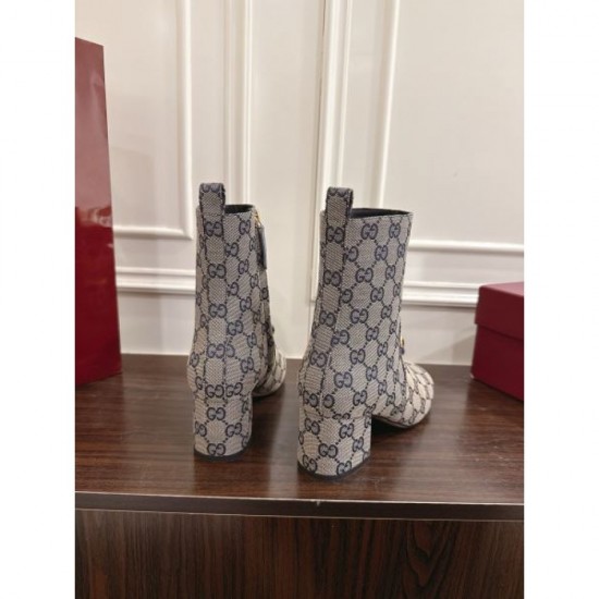 2025FW Women's Boots GUCCI Stylish items popular among adult women