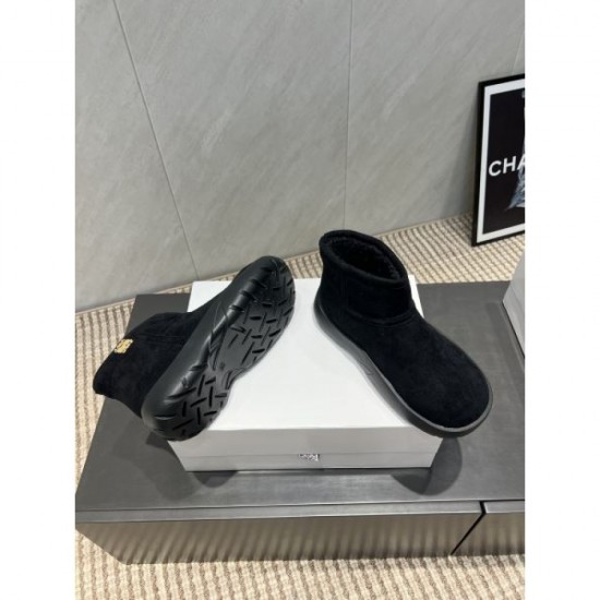 2025FW Women's Boots LOEWE Elegant replica to enjoy this winter