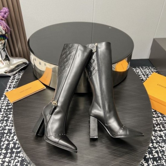 2025FW Women's Boots LOUIS VUITTON Popular new winter items that attract attention