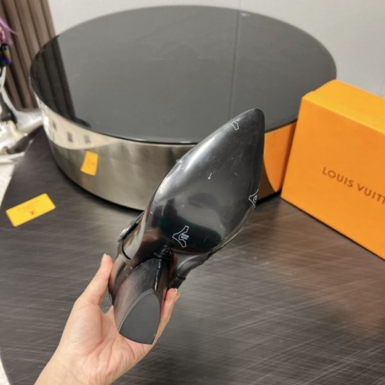 2025FW Women's Boots LOUIS VUITTON Louis Vuitton Popular replica popular this winter