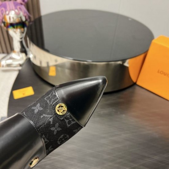 2025FW Women's Boots LOUIS VUITTON Louis Vuitton New luxury winter items that are attracting attention