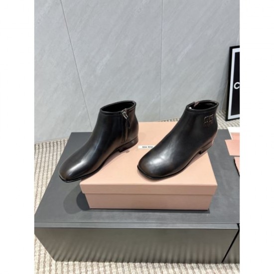 2025FW Women's Boots MIU MIU Elegant boots perfect for adult women