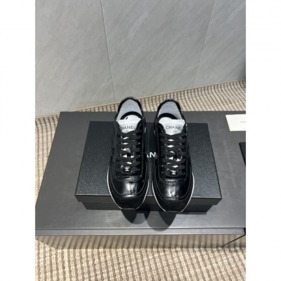 2025FW Women's Sneakers CHANEL Refined Replica Sneakers with High Fashion Sensitivity