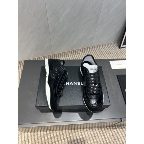 2025FW Women's Sneakers CHANEL Refined Replica Sneakers with High Fashion Sensitivity