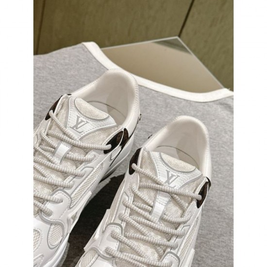 2025FW Women's Sneakers LOUIS VUITTON Popular model with a wide variety of colors