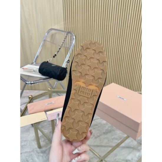 2025SS MIU MIU Miu Miu is a hot topic for women sneakers 2025SS MIU MIU Miu Miu is a hot topic for women sneakers