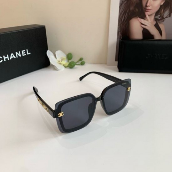 2025FW Sunglasses CHANEL CHANEL Elegant design that stands out with sophisticated charm