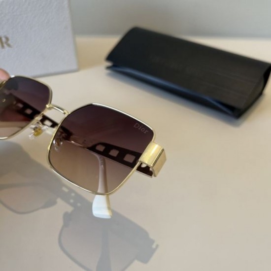 2025FW Sunglasses DIOR A new model that is at the forefront of fashion