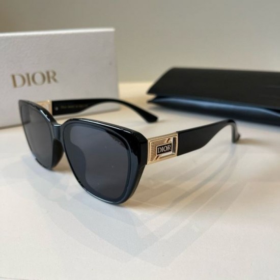 2025FW Sunglasses DIOR Dior Magazine featured & popular item in town