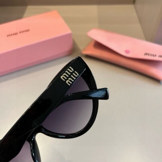 2025FW Sunglasses MIU MIU Versatile design that can be worn with many different outfits