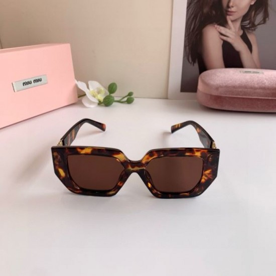 2025FW Sunglasses MIU MIU Design that gives a fresh and elegant impression