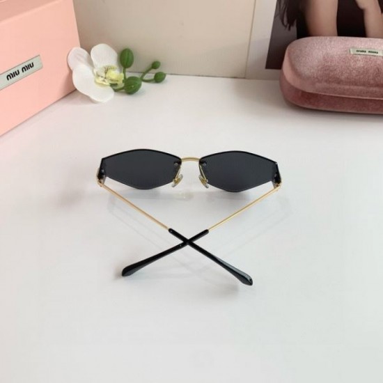 2025FW Sunglasses MIU MIU A must-have item this season