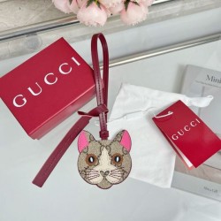 2025SS Keychain GUCCI A versatile keychain that can be used even during the change of seasons
