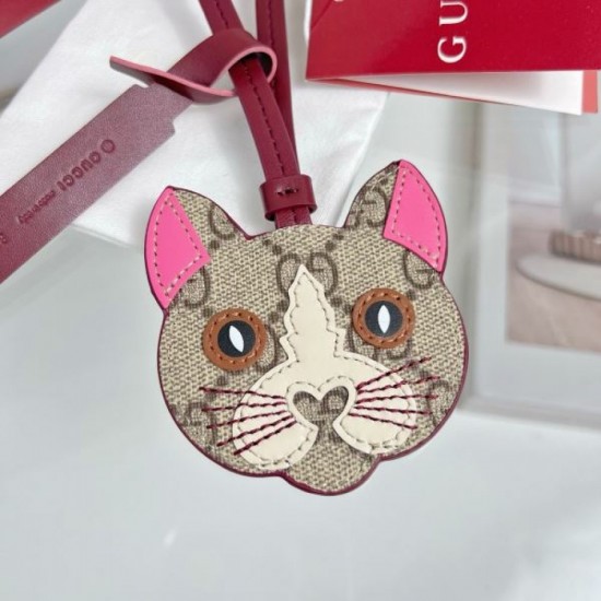 2025SS Keychain GUCCI A versatile keychain that can be used even during the change of seasons