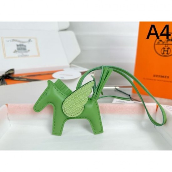 2025SS Keychain HERMES Summer New Item A must-see for fans 2025SS Keychain HERMES Summer New Item A must-see for fans
