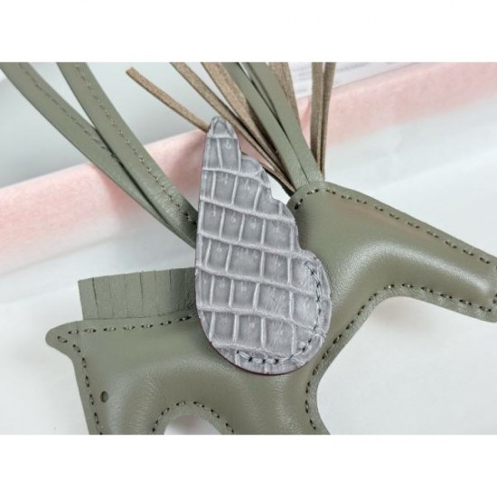 2025SS Keychain HERMES Hermes A new summer product full of trendy feeling that will make you fall in love with 2025SS Keychain HERMES Hermes A new summer product full of trendy feeling that will make you fall in love with