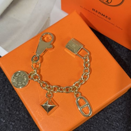 2025SS Keychain HERMES Hermes loyal users are rapidly increasing! Highly rated summer new releases 2025SS Keychain HERMES Hermes loyal users are rapidly increasing! Highly rated summer new releases