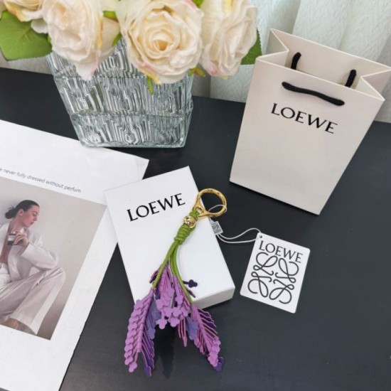 2025SS Keychain LOEWE Summer new releases are coming out one after another, the hot topic keychain