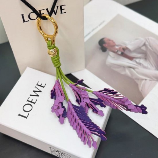 2025SS Keychain LOEWE Summer new releases are coming out one after another, the hot topic keychain