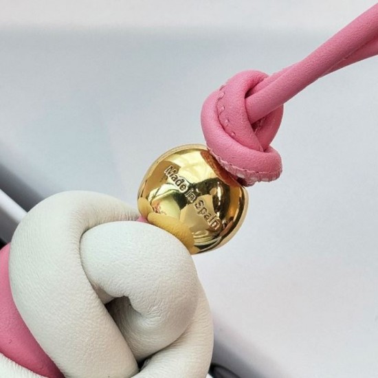 2025SS Keychain LOEWE Explosively popular! This season's classic luxury keychain