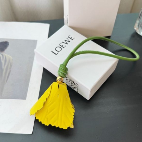 2025SS Keychain LOEWE A versatile item perfect for daily use