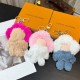 2025SS Keychain LOUIS VUITTON Louis Vuitton The most popular new product that is popular among fashion lovers