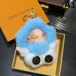 2025SS Keychain LOUIS VUITTON Louis Vuitton Easy to wear! Versatile outfit item