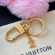 2025SS Keychain LOUIS VUITTON Louis Vuitton Easy to wear! Versatile outfit item