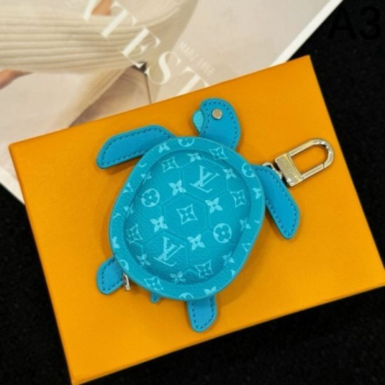 2025SS Keychain LOUIS VUITTON Louis Vuitton Excellent presence! A new product that makes a big impact