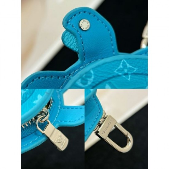 2025SS Keychain LOUIS VUITTON Louis Vuitton Excellent presence! A new product that makes a big impact
