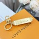 2025SS Keychain LOUIS VUITTON Louis Vuitton A masterpiece that gives an elegant casual look