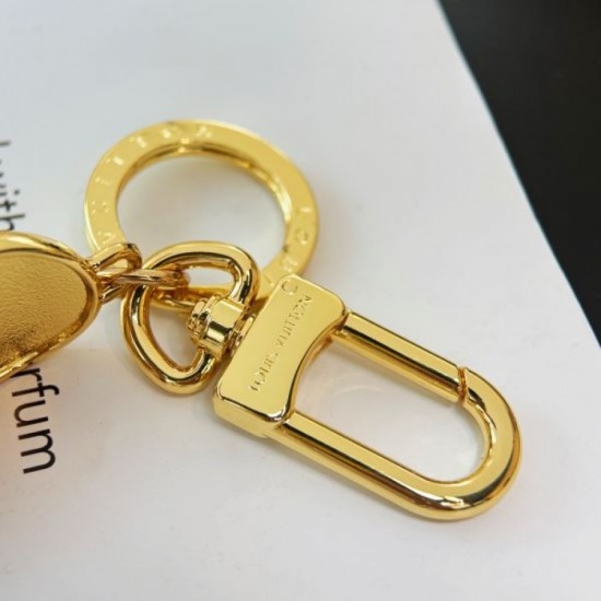 2025SS Keychain LOUIS VUITTON Louis Vuitton A masterpiece that gives an elegant casual look