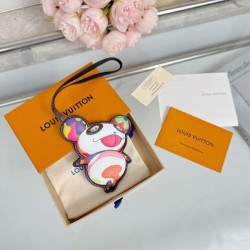 2025SS Keychain LOUIS VUITTON Louis Vuitton A popular item with a strong presence