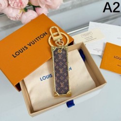2025SS Keychain LOUIS VUITTON Louis Vuitton A one-point item that will enhance your fashion sense